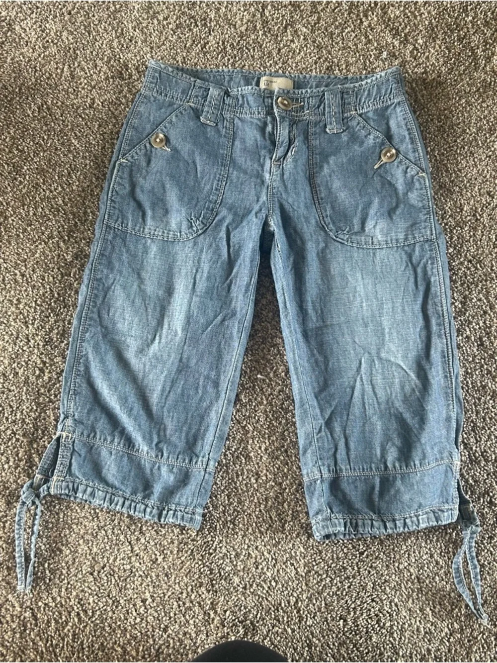[GAP] Knee Length Denim Shorts